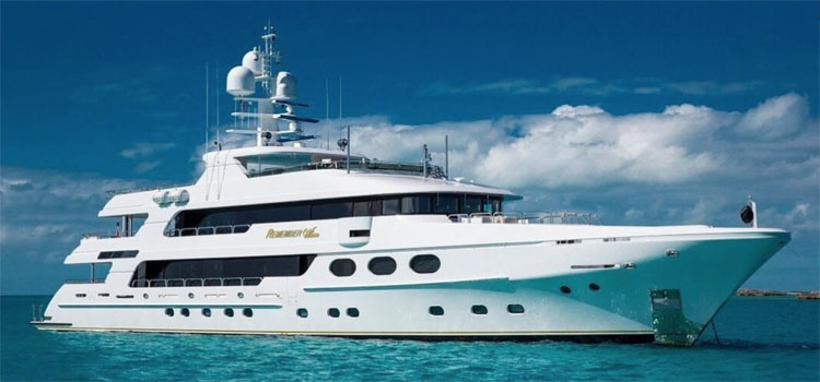 Main shot profile of 162ft Christensen motor yacht REMEMBER WHEN