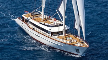 122ft Navilux motor sailer yacht NAVILUX at sea