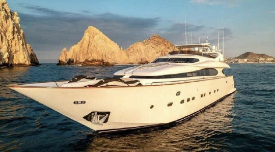 99ft Miaora motor yacht LADY KATANA offers luxury accommodations and adventures in the Sea of Cortez, Mexico